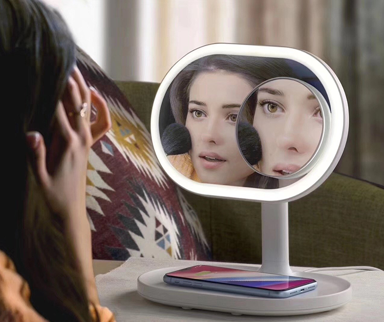 مرآة المكياج الذكية Momax Q.led mirror 