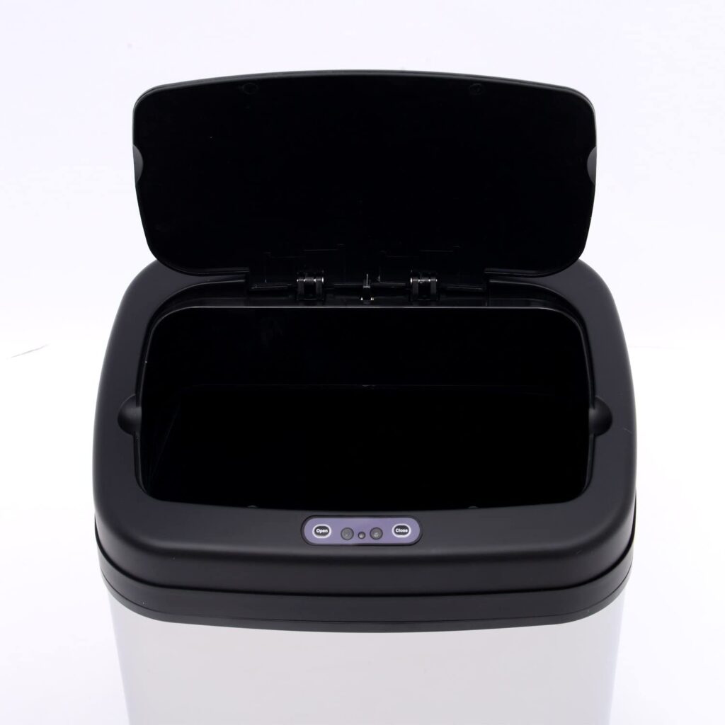 سله مهملات الأوتوماتيكية