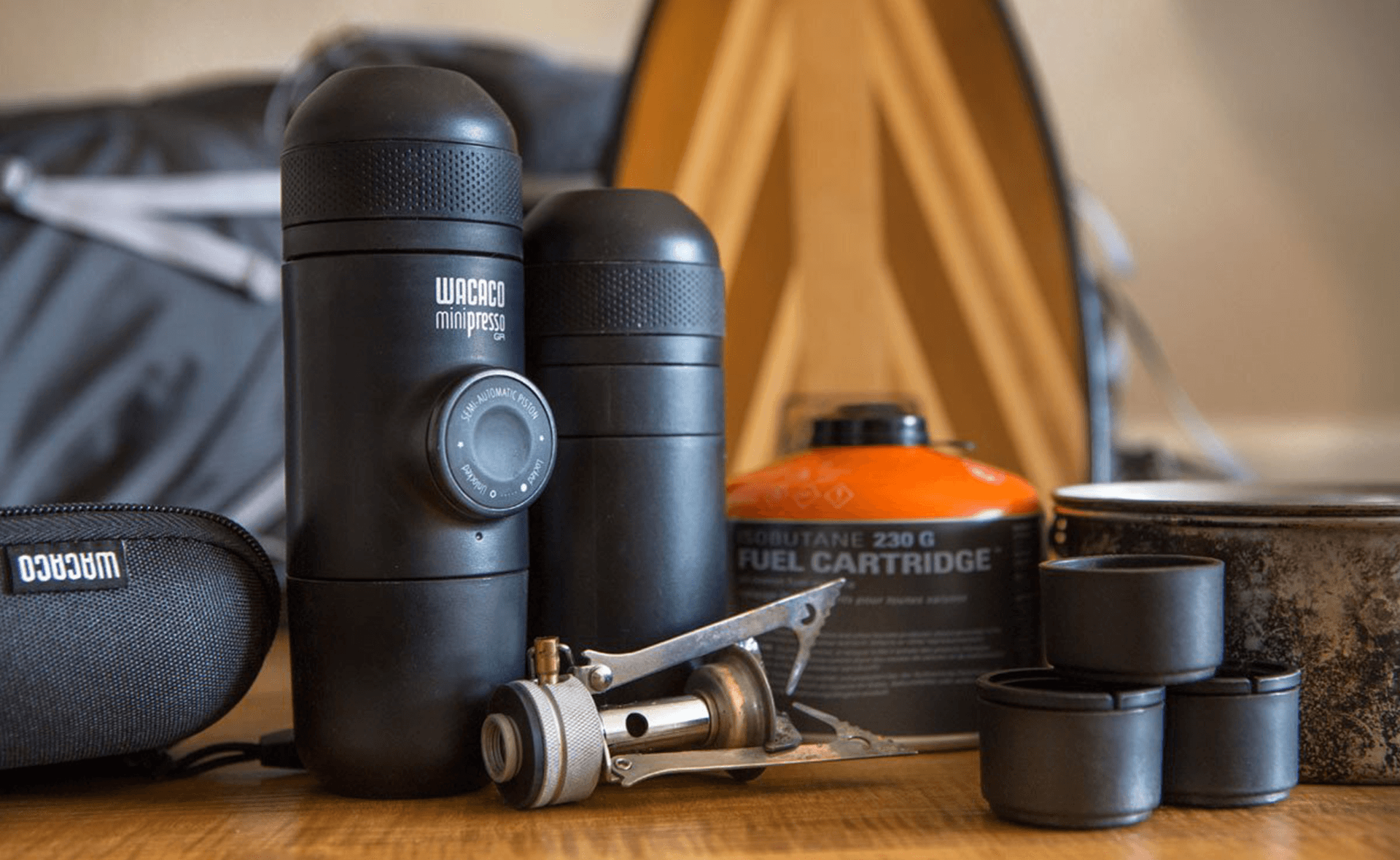 آلة صنع القهوة المتنقلة من واكاكو wacaco minipresso nespresso 