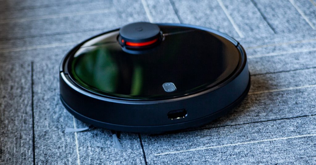 روبوت التنظيف الذكي