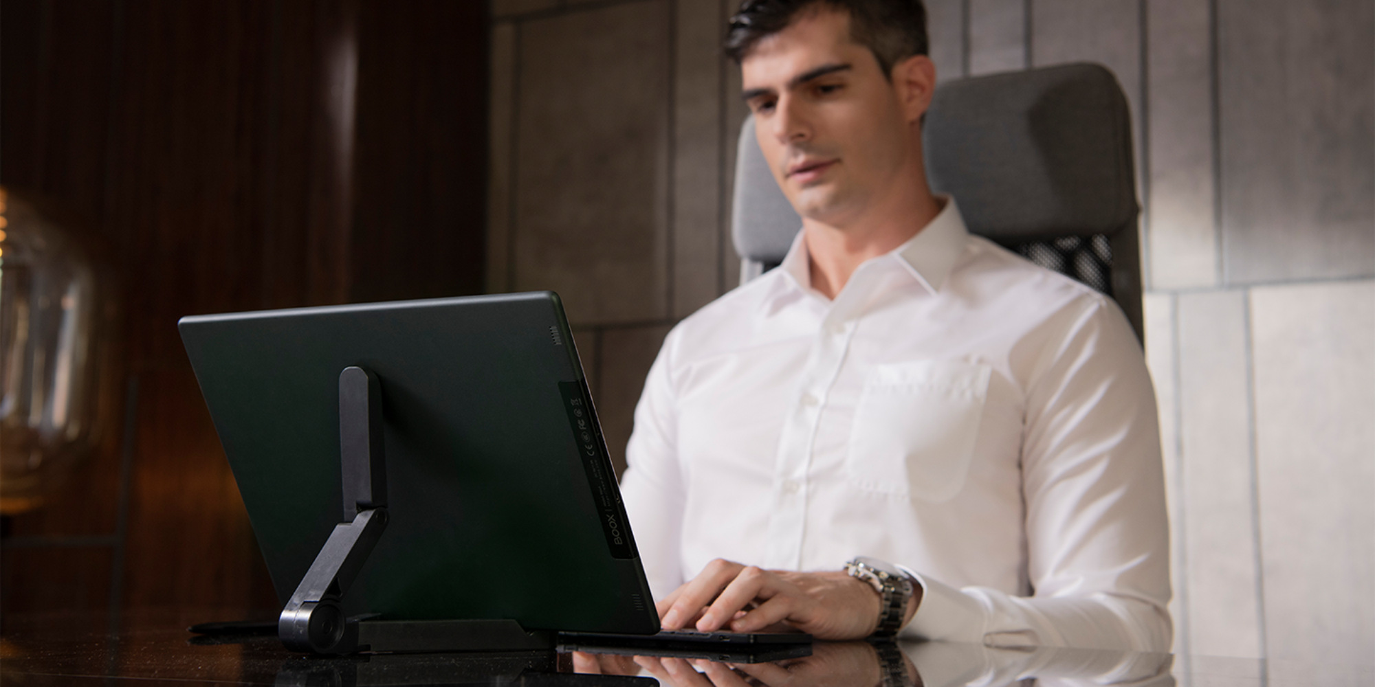 Andriod E Ink tablet ONYX - Boox Max Lumi