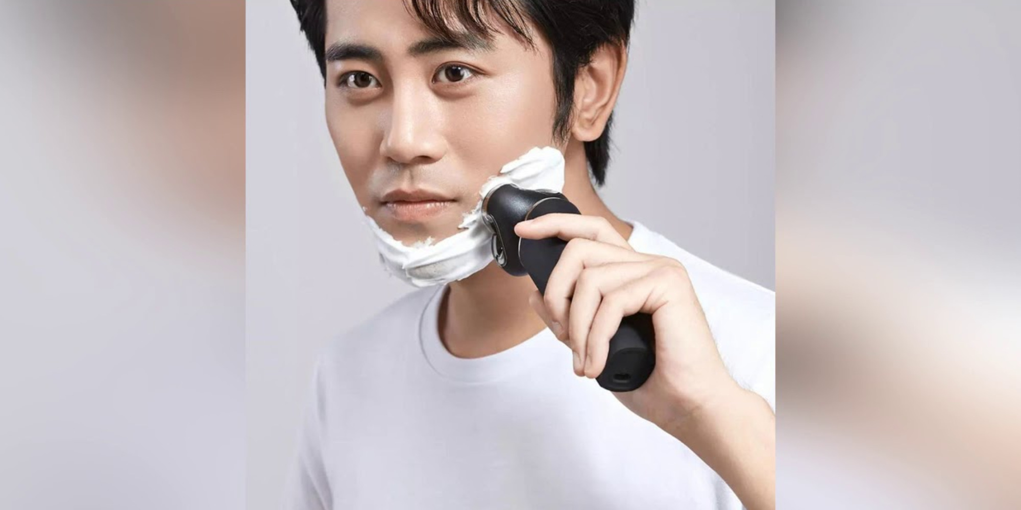 Smart Electric Shaver Waterproof Large LCD Screen Cordless