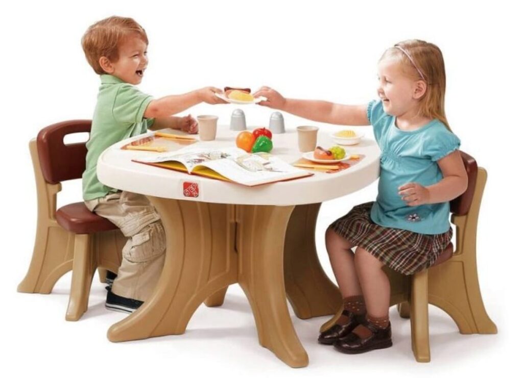 أشكال وأنواع طاولة رسم للأطفال واستخدامات كل نوع .. تعرف عليها