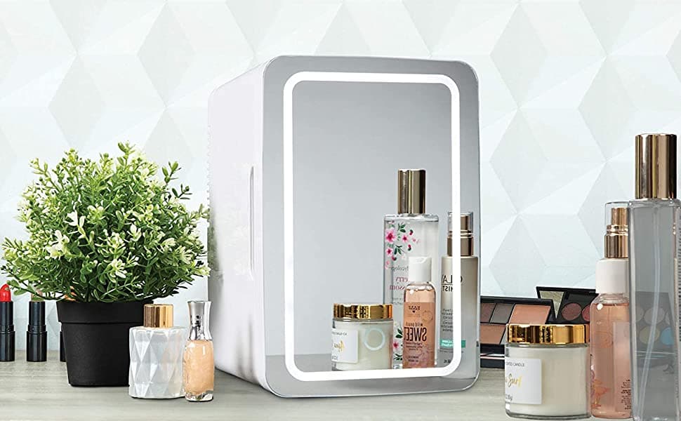 ثلاجة المكياج لتخزين أدوات الميك اب ومستحضرات التجميل وإطالة عمرها الافتراضي