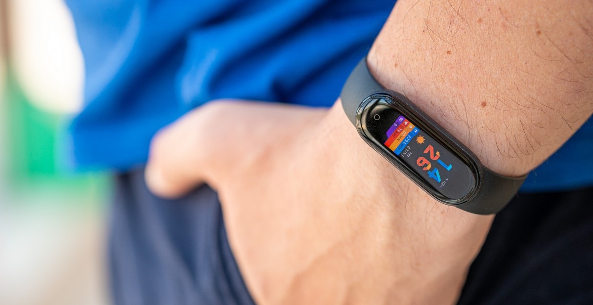 سوار اللياقة من OnePlus مع 13 وضعية للتمرين