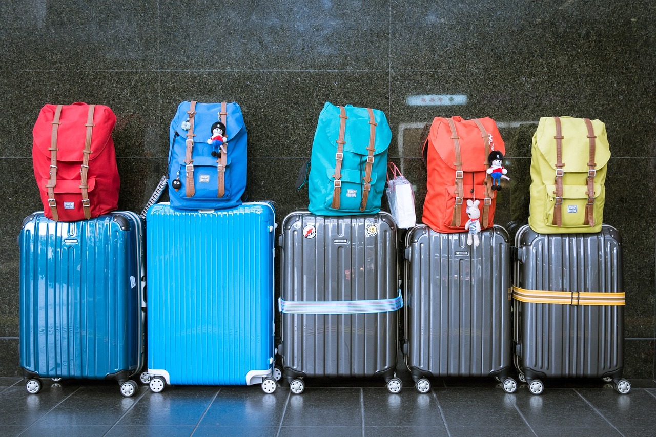 أفضل حقائب سفر مناسبة للعمل والرحلات السريعة بخامات عالية الجودة