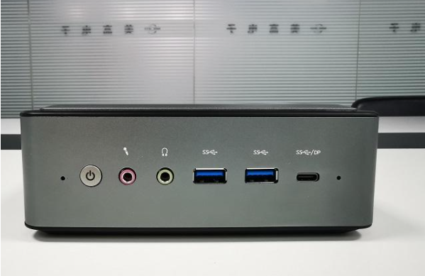 Minisforum HM50 Mini PC